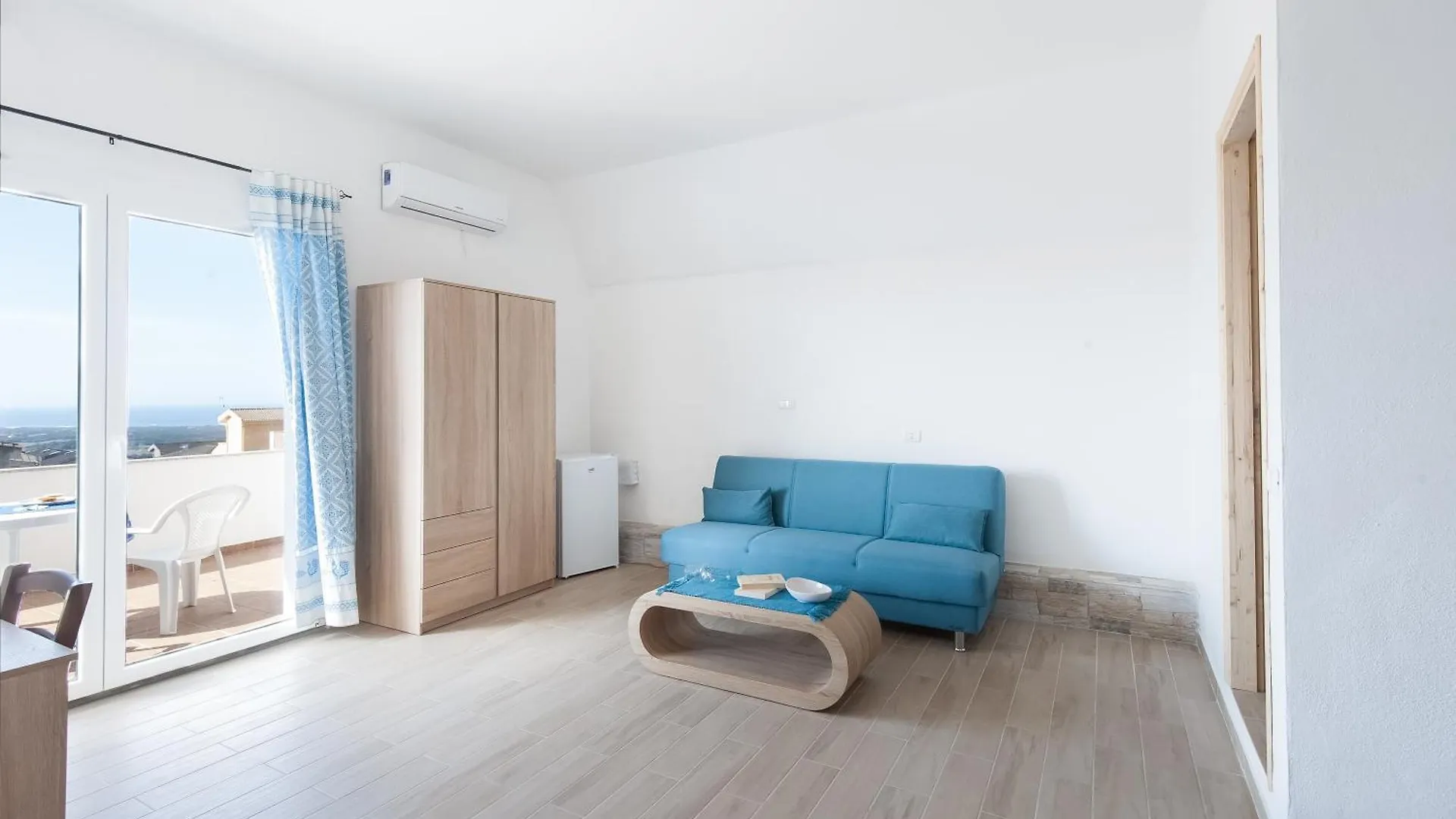 Beb Con Piscina Villa Del Borgo Badesi