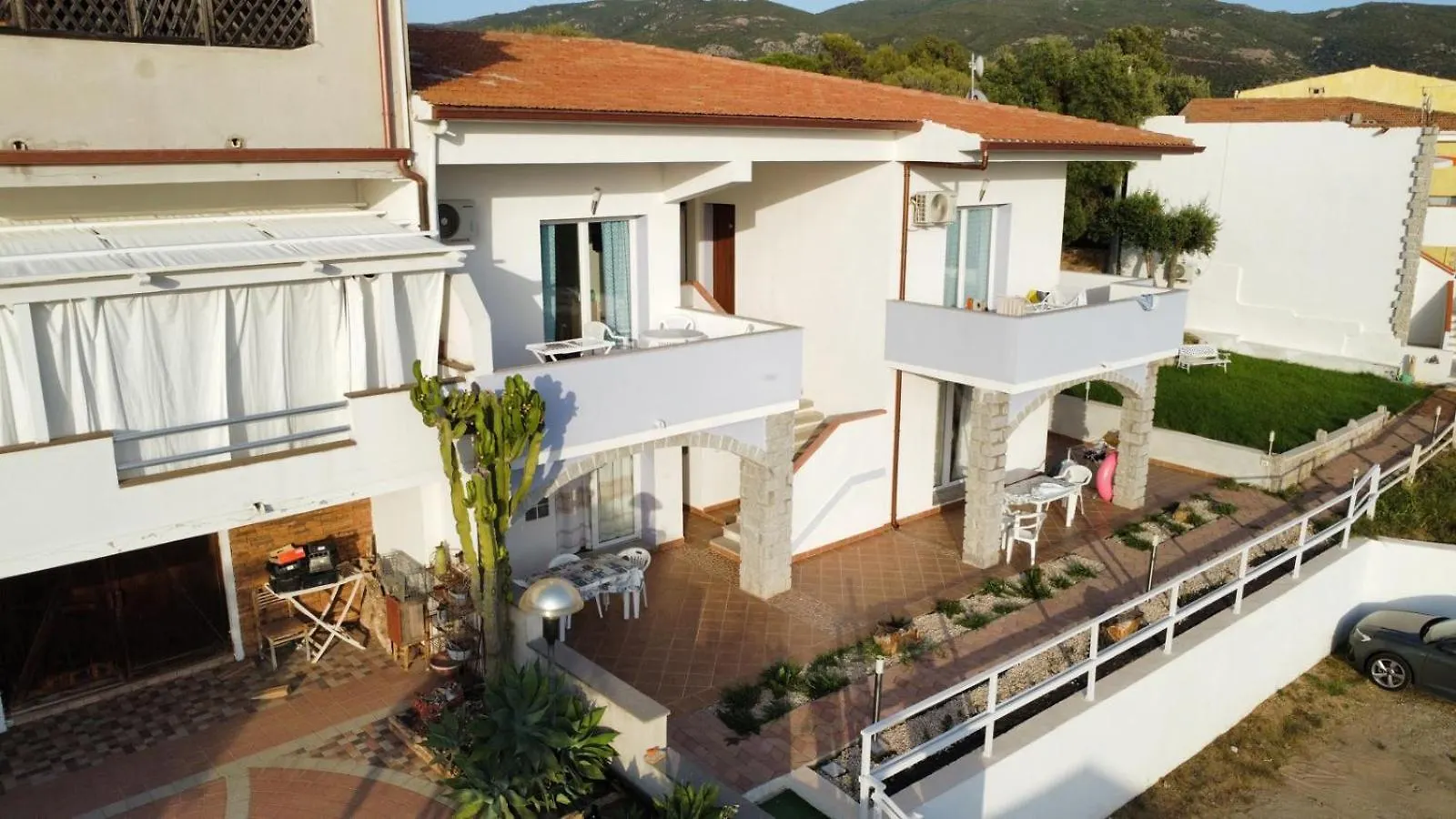 Beb Con Piscina Villa Del Borgo Badesi Guest house