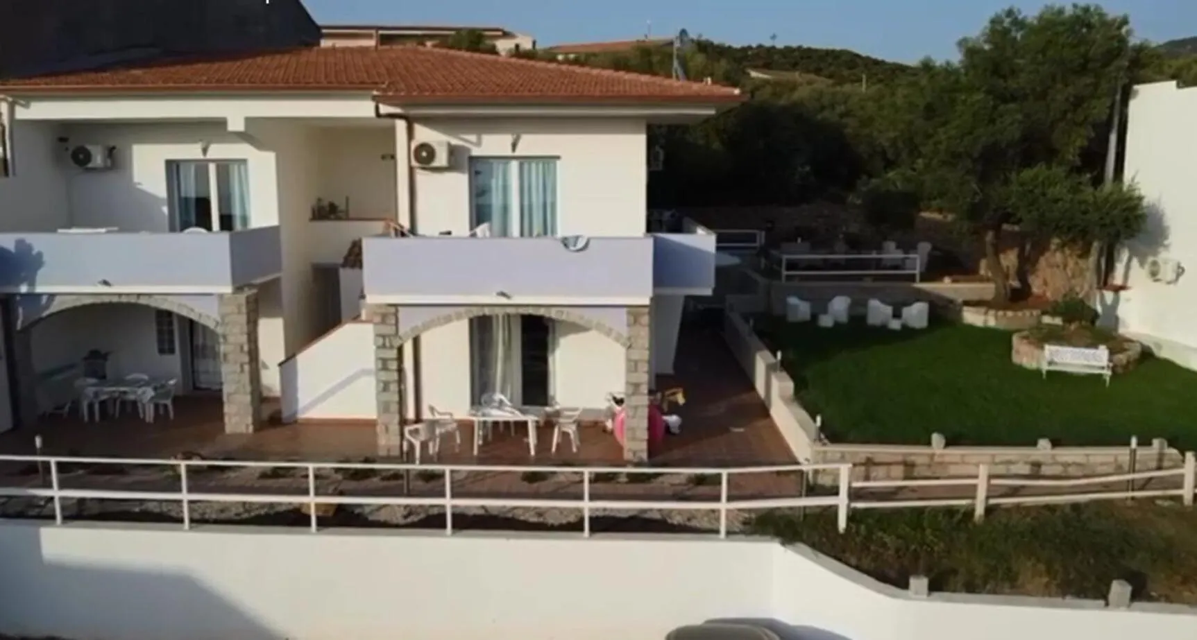 Beb Con Piscina Villa Del Borgo Badesi 0*,